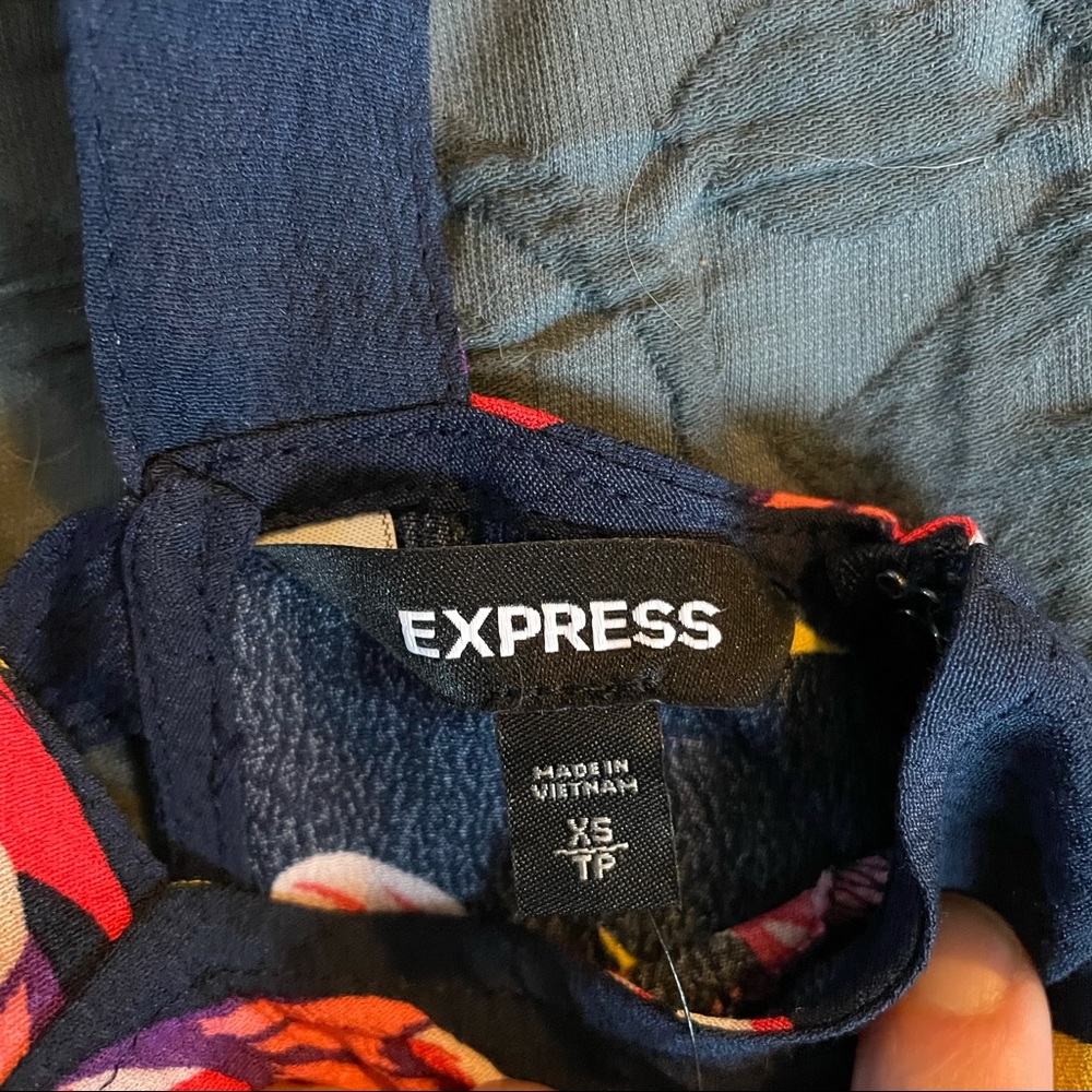 BNWT Express Pantsuit - Picture 5 of 7